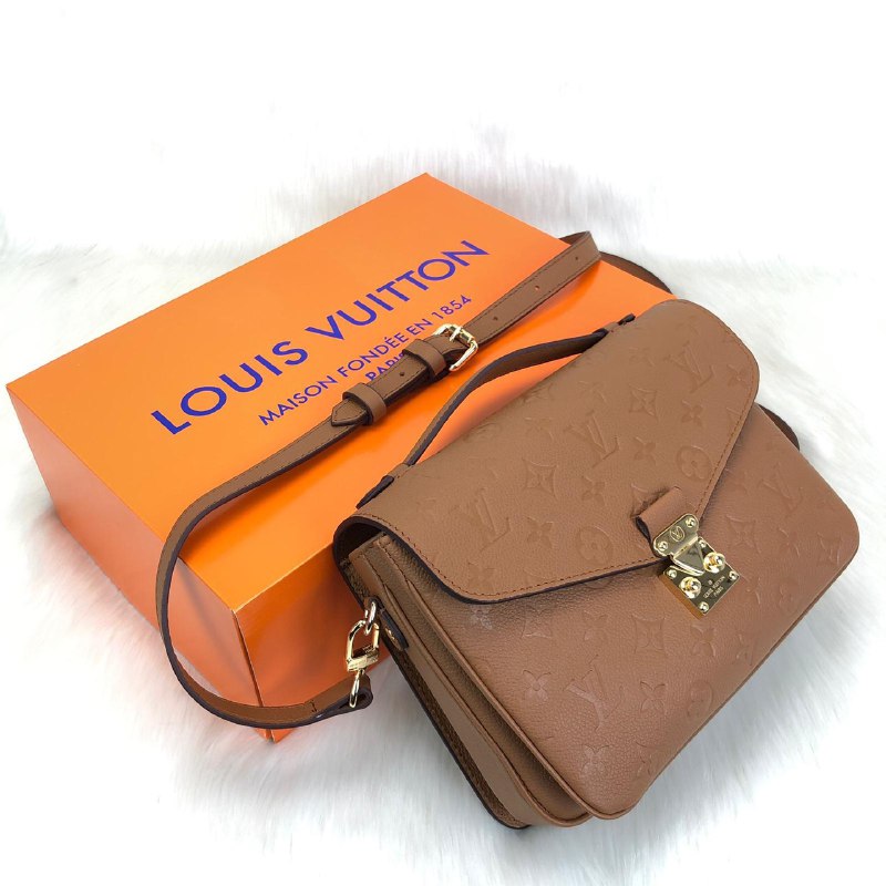 Louis Vuitton Metis Pochette 